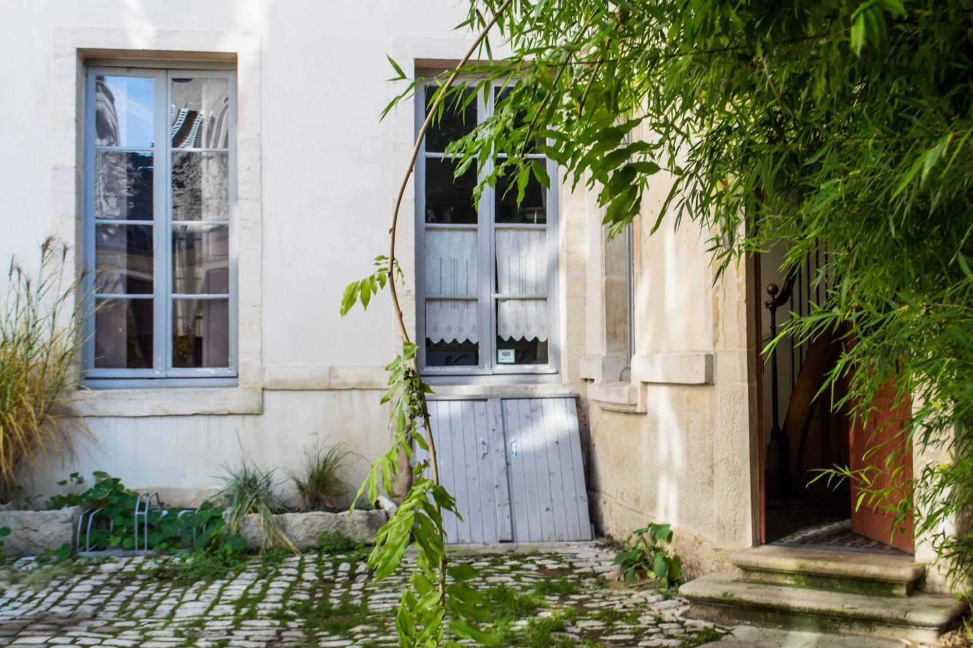 Appartement Authentic Flat In Dijon Extérieur photo